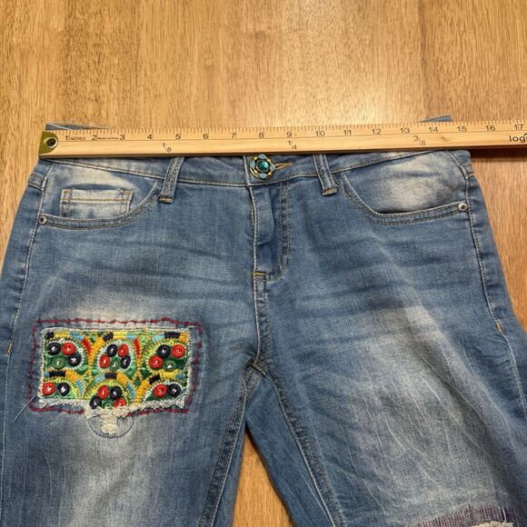 Desigual Ethnic Embroidered Jeans Boho Patchwork Denim Size 26 Hippie Zip Ankle - Picture 4 of 14
